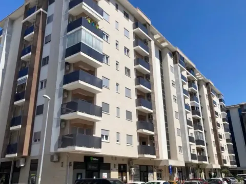 Rent, two bedroom apartment, 71m², City Kvart, Podgorica - image 9