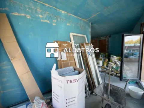 Izdavanje, poslovni prostor, 43m², Centar, Bar - image 3