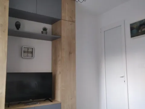 Rent, one bedroom apartment, 25m², Doljani, Podgorica - image 6