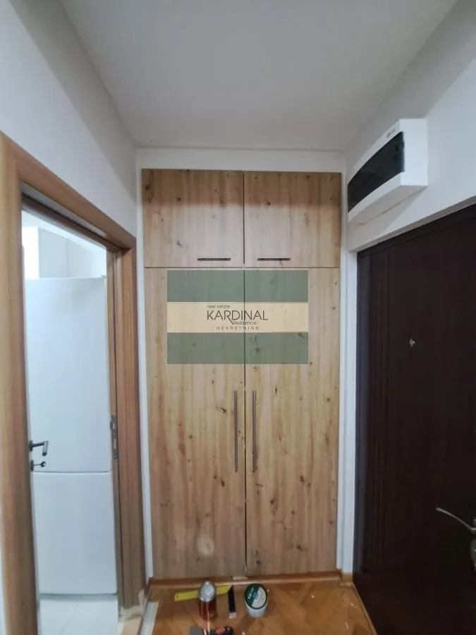 Izdavanje, dvosoban stan, 50m², Centar, Kragujevac