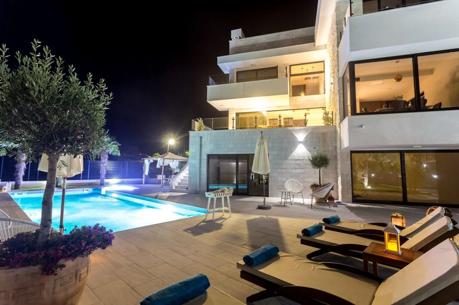 Prodaja, kuća, 360m², Đenovići, Herceg Novi