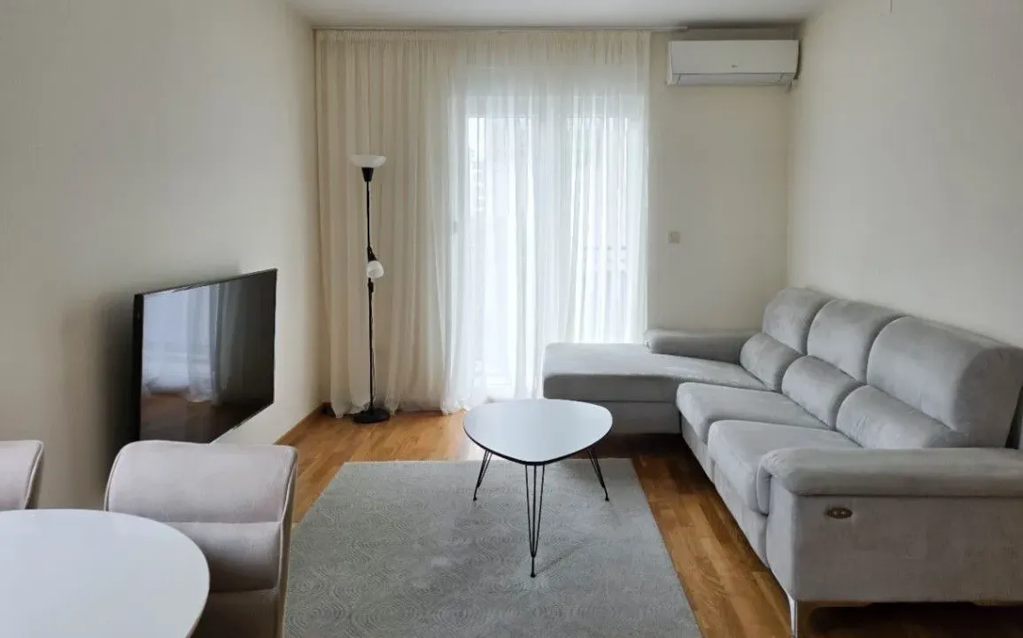 Izdavanje, dvosoban stan, 53m², Zabjelo, Podgorica