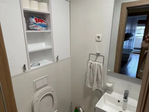 Izdavanje, dvosoban stan, 77m², Master Kvart, Podgorica - image 13