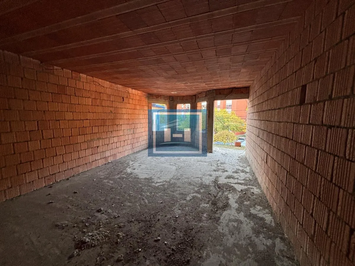 Prodaja, kuća, 452m², Centar, Jagodina