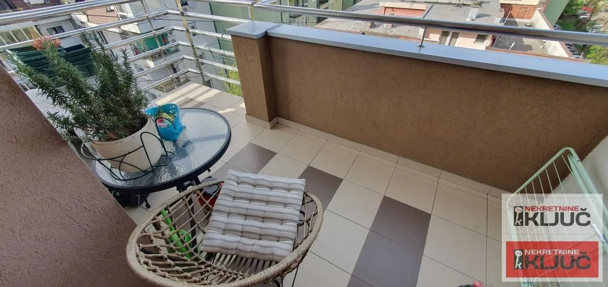 Prodaja, stan, 144m², Spens, Novi Sad Sve Podlokacije
