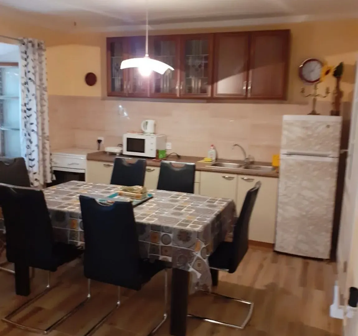 Prodaja, kuća, 136m², Perast, Kotor