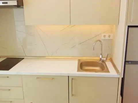 Izdavanje, jednosoban stan, 40m², Centar, Bar - image 3