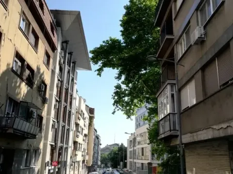 Prodaja, trosoban stan, 85m², Kalenić Pijaca, Vračar Sve Podlokacije - image 2