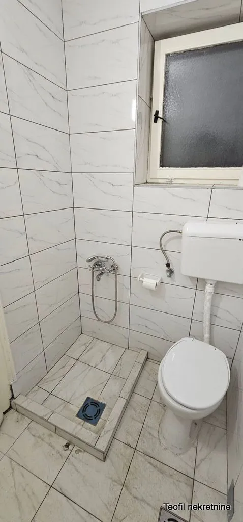 Sale, three bedroom apartment, 60m², Vračar, Šid