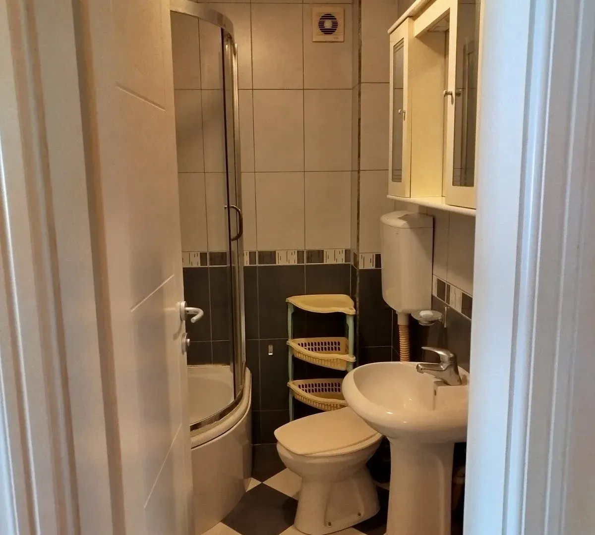 Prodaja, dvosoban stan, 50m², Zabjelo, Podgorica