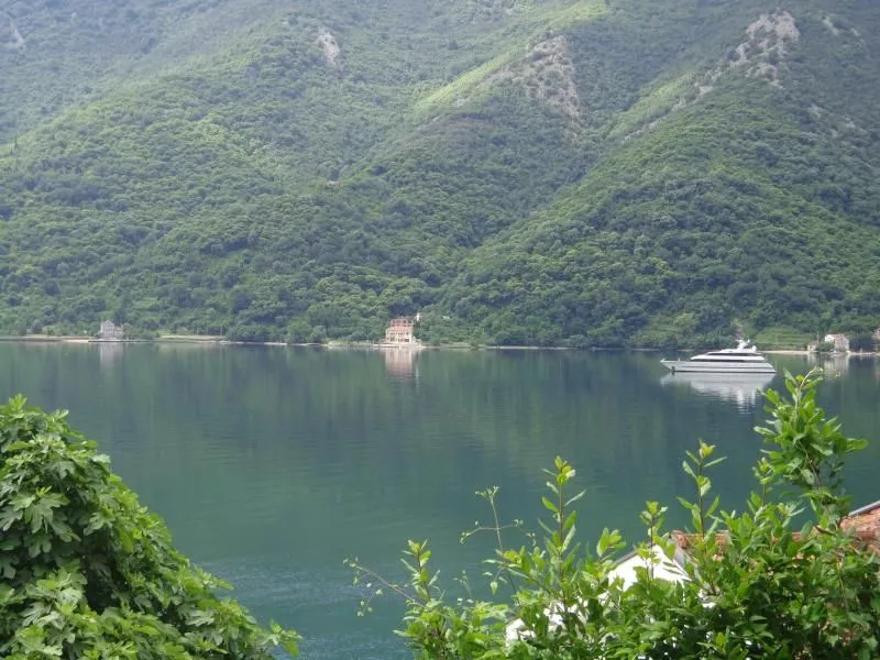 Sale, office space, 2000m², Kotor, Crna Gora