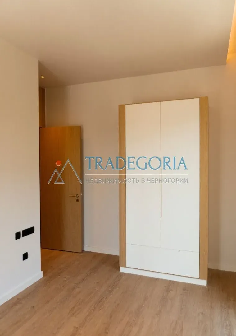 Prodaja, dvosoban stan, 89m², Tivat, Crna Gora