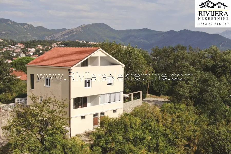 Prodaja, kuća, 128m², Herceg Novi, Crna Gora