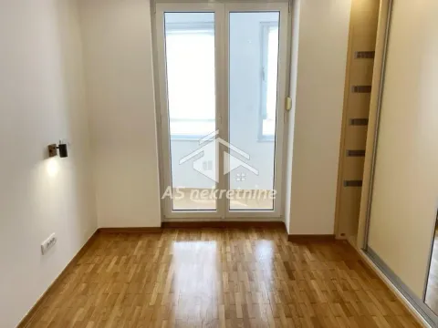 Izdavanje, trosoban stan, 58m², Zvezdara Sve Podlokacije, Beograd - image 9