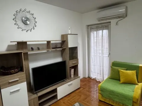 Prodaja, jednosoban stan, 31m², Cvetkova Pijaca, Zvezdara Sve Podlokacije - image 2