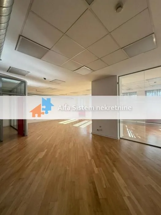 Rent, office space, 420m², Stari Grad, Beograd