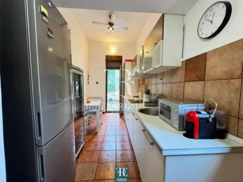 Izdavanje, petosoban stan, 300m², Gorica C, Podgorica - image 4