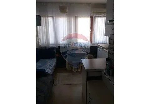 Prodaja, garsonjera, 22m², Centar, Bar - image 2