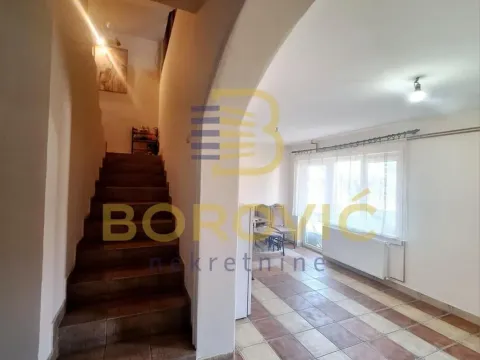 Prodaja, kuća, 250m², Misa, Pančevo - image 17