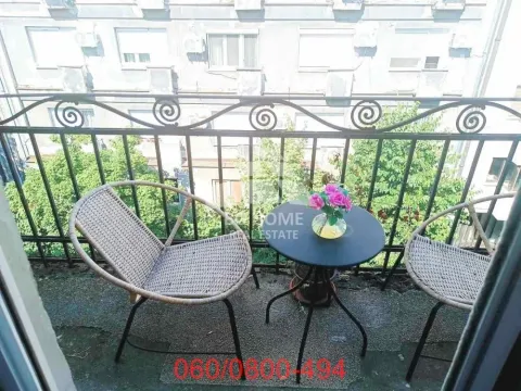 Izdavanje, četvorosoban stan, 120m², Savski Venac, Beograd - image 11