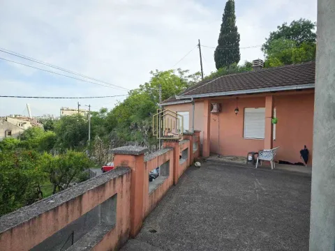 Sale, house, 240m², Momišići, Podgorica - image 6