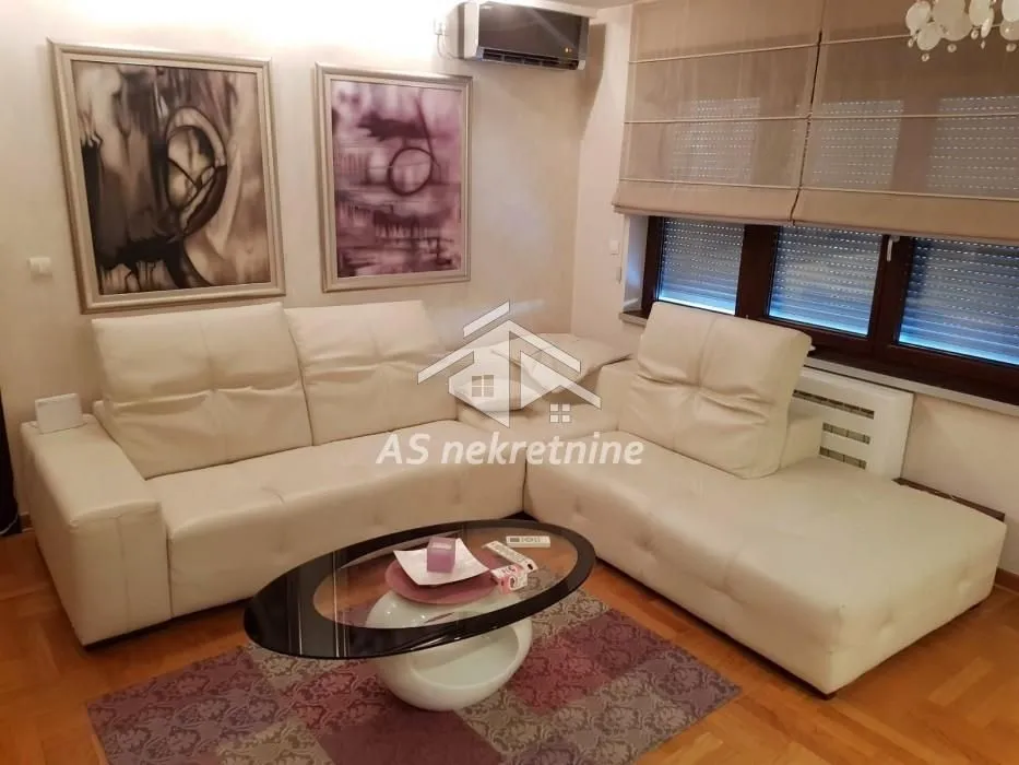 Izdavanje, trosoban stan, 75m², Fon (Fon - Bilećka), Voždovac Sve Podlokacije