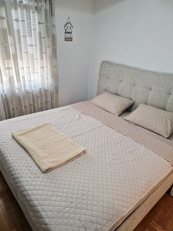 Izdavanje, dvosoban stan, 60m², Zabjelo, Podgorica