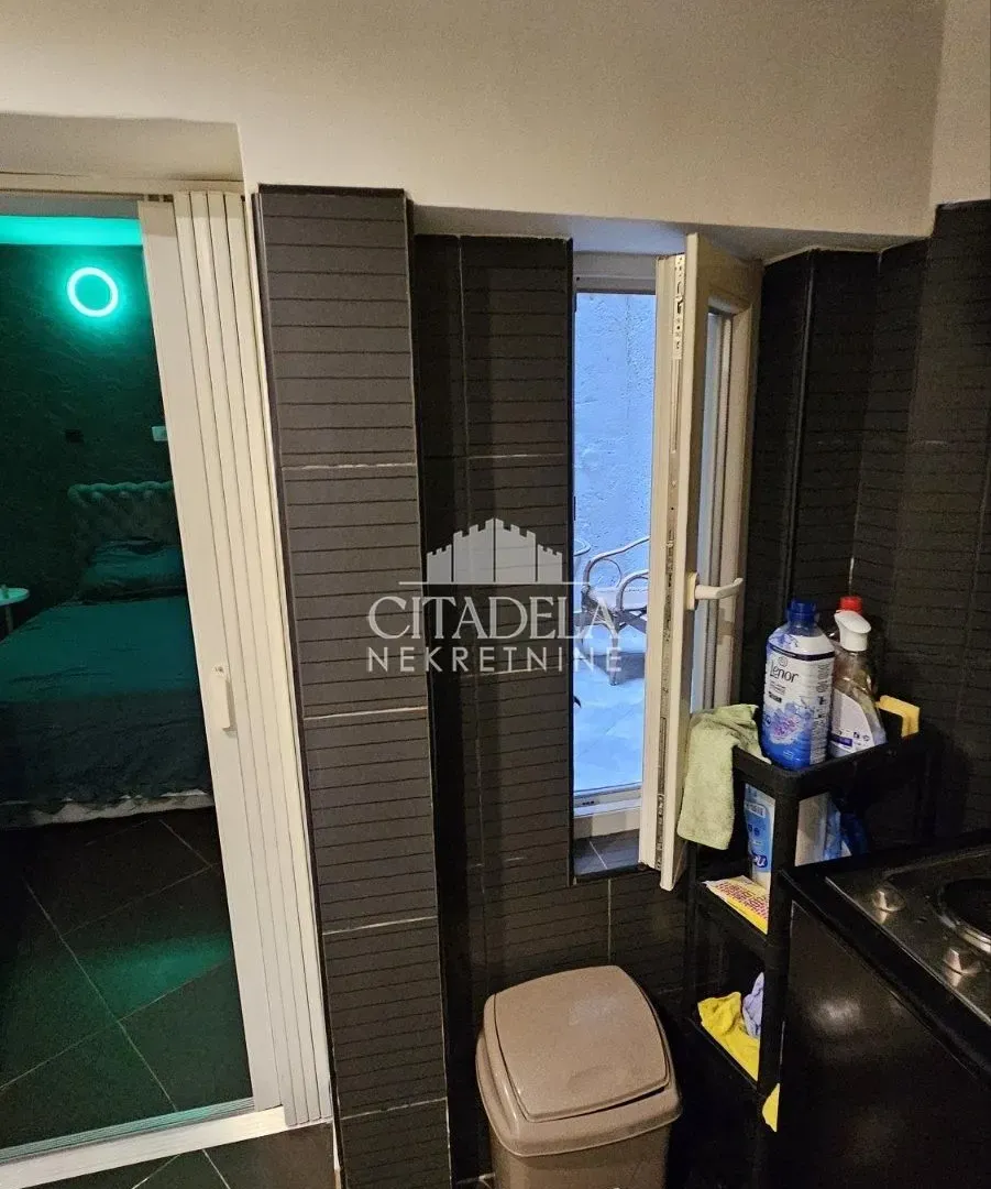 Sale, two bedroom apartment, 18m², Skadarlija, Beograd