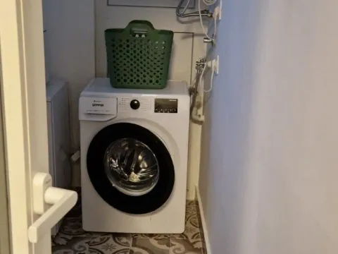 Izdavanje, trosoban stan, 86m², Novi Beograd Blok 63, Novi Beograd Sve Podlokacije - image 13