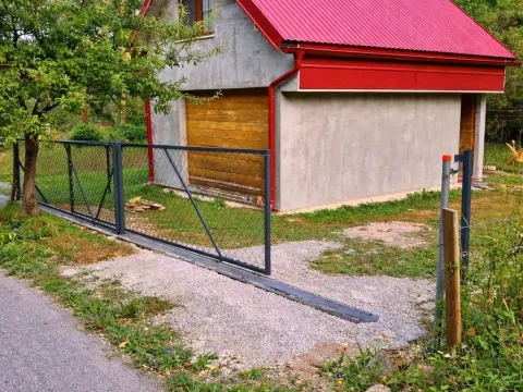 Prodaja, kuća, 20m², Centar, Kolašin - image 1