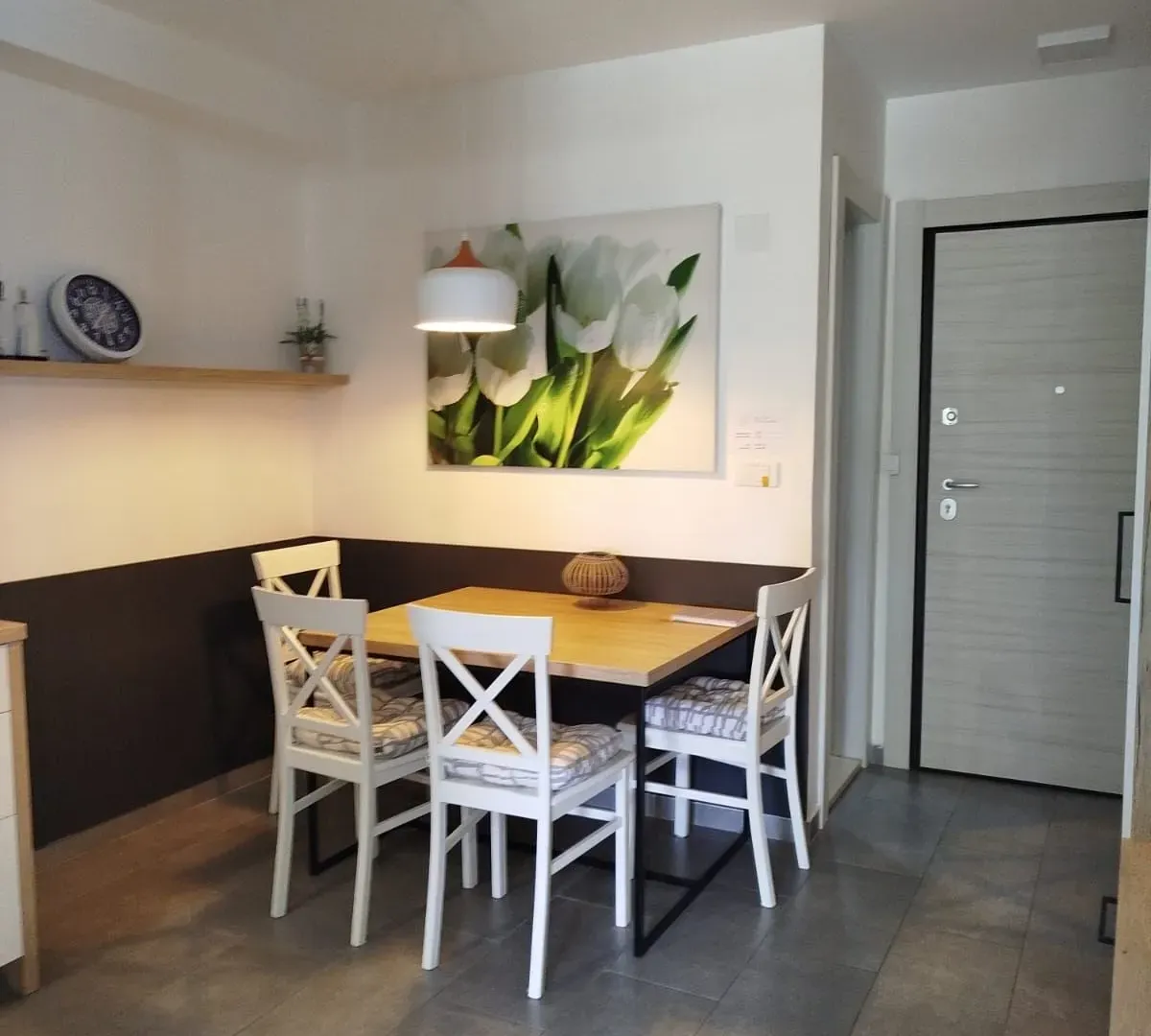 Prodaja, jednosoban stan, 46m², Centar, Tivat