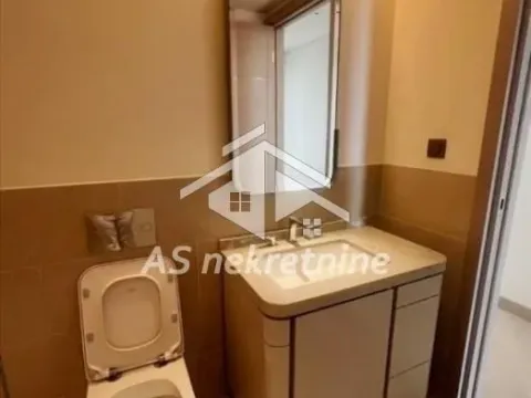 Rent, four bedroom apartment, 144m², Savski Venac, Beograd - image 11
