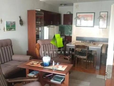 Prodaja, trosoban stan, 80m², Medijana, Niš - image 1