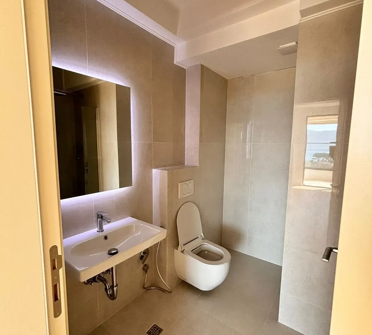 Sale, two bedroom apartment, 101m², Tivat, Crna Gora