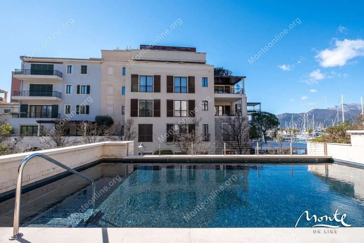Prodaja, dvosoban stan, 115m², Porto Montenegro, Tivat