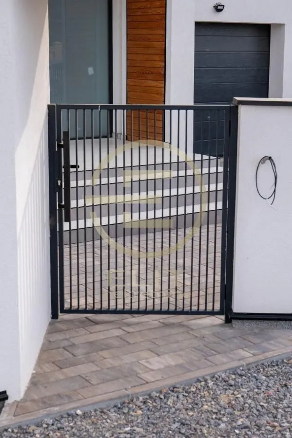 Prodaja, kuća, 143m², Veternik, Novi Sad Sve Podlokacije