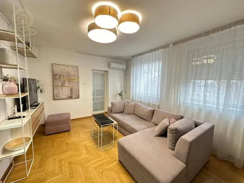 Izdavanje, trosoban stan, 67m², Novi Beograd Blok 25, Novi Beograd Sve Podlokacije - image 2