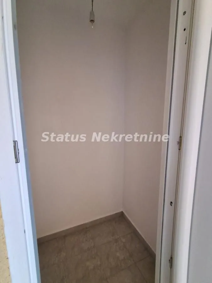 Prodaja, trosoban stan, 83m², Sremska Kamenica, Petrovaradin