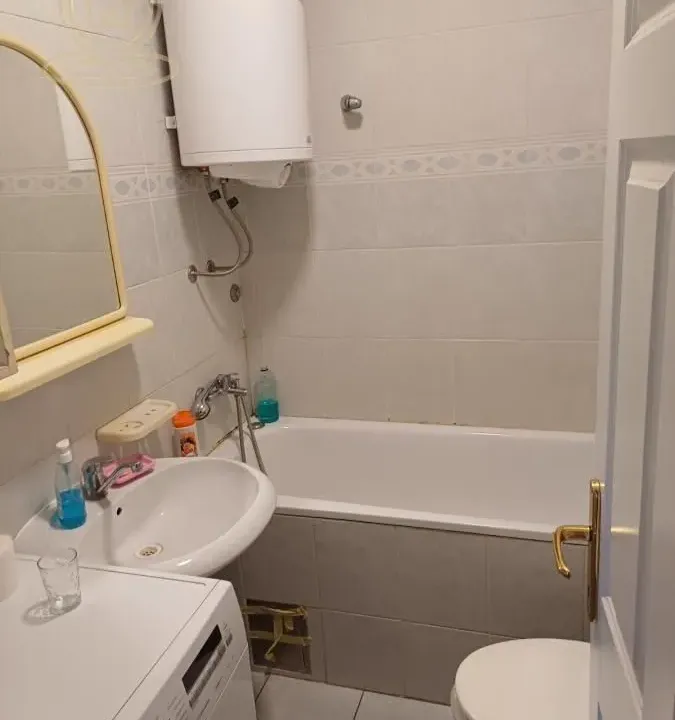 Izdavanje, jednosoban stan, 37m², Bulevar Oslobodjenja, Novi Sad Sve Podlokacije