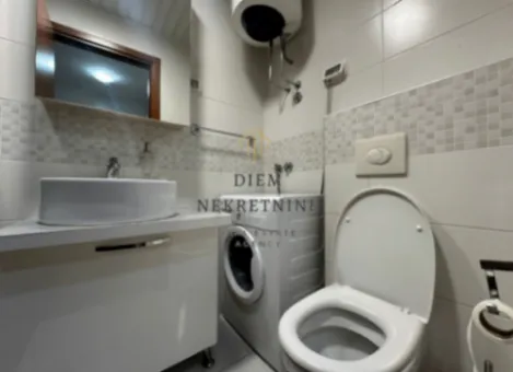 Izdavanje, garsonjera, 34m², City Kvart, Podgorica - image 3