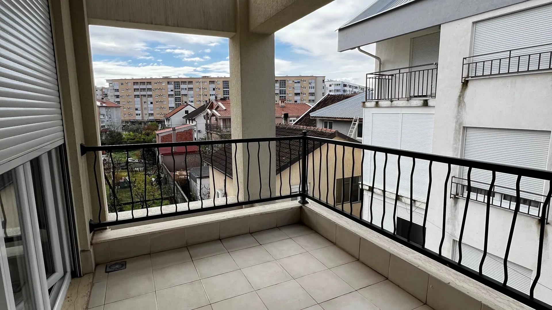 Prodaja, jednosoban stan, 52m², Konik, Podgorica