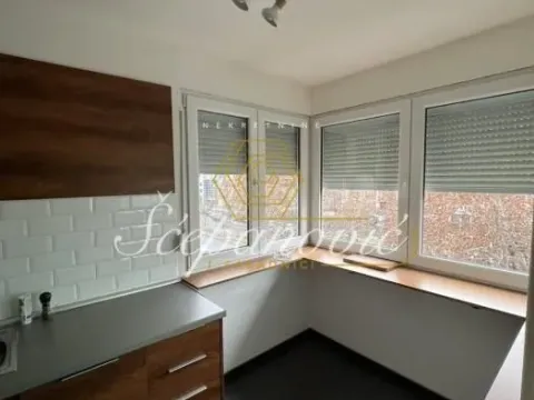 Prodaja, dvosoban stan, 61m², Bulevar Oslobodjenja, Novi Sad Sve Podlokacije - image 4