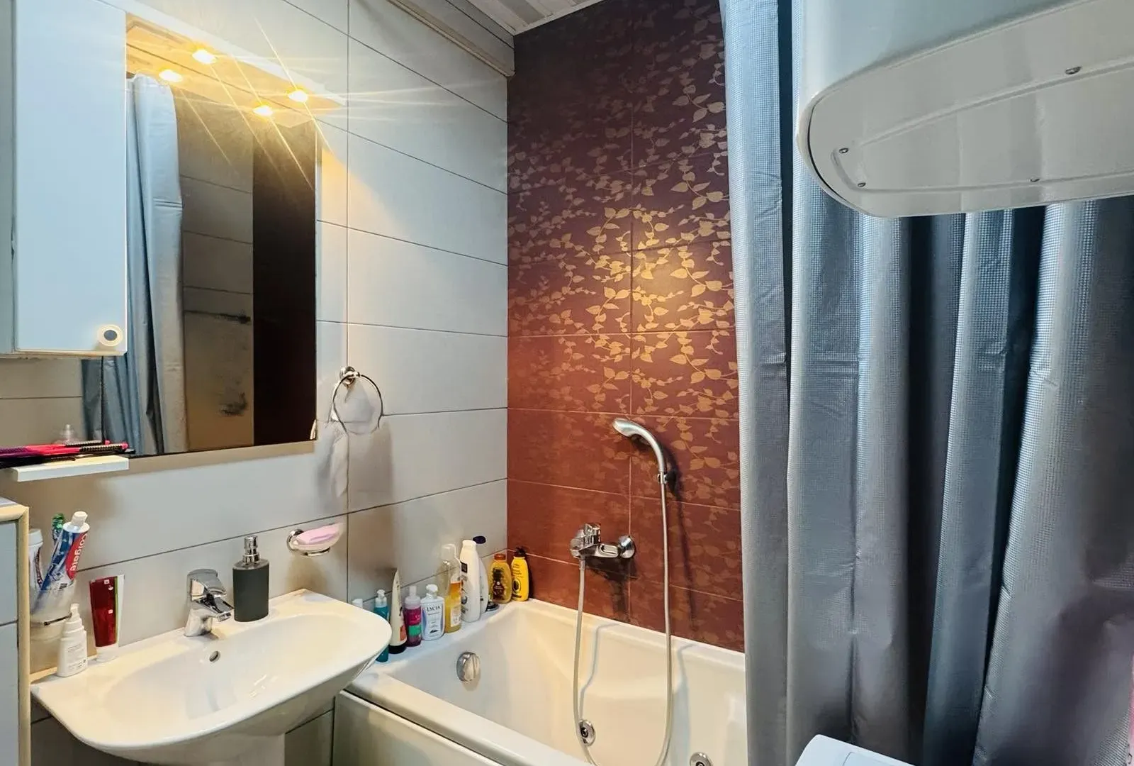 Prodaja, dvosoban stan, 62m², Krivi Most, Podgorica