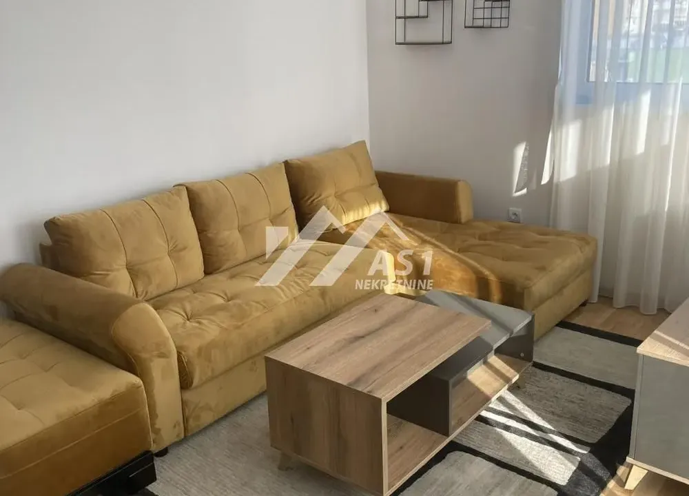Izdavanje, jednosoban stan, 36m², Sajam, Novi Sad Sve Podlokacije