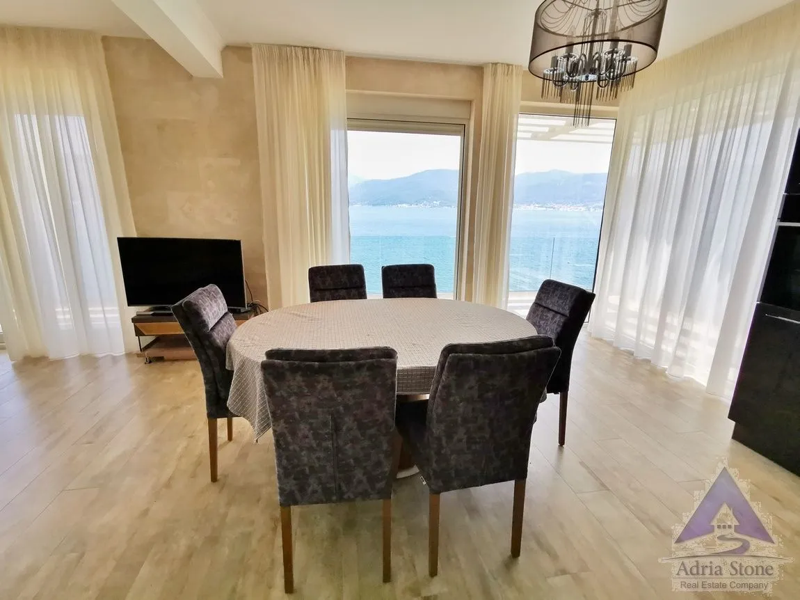 Prodaja, kuća, 185m², Krašići, Tivat