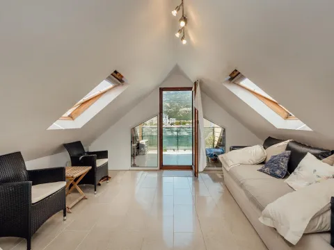 Prodaja, kuća, 268m², Budva, Crna Gora - image 16