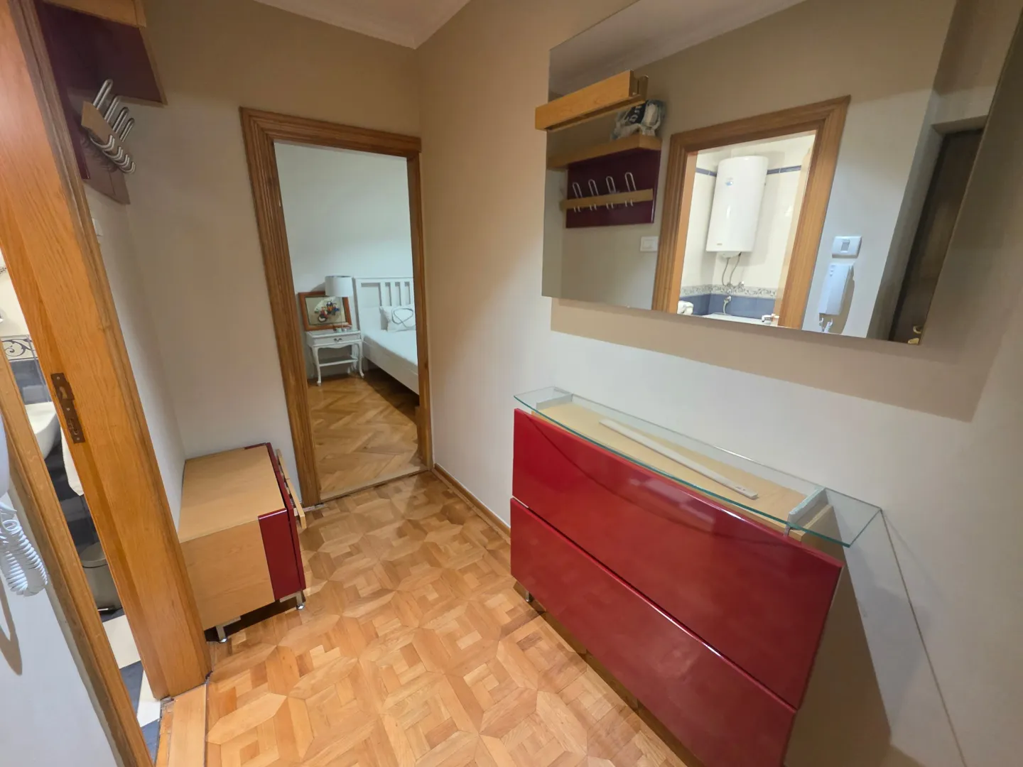 Izdavanje, jednosoban stan, 55m², Preko Morače, Podgorica