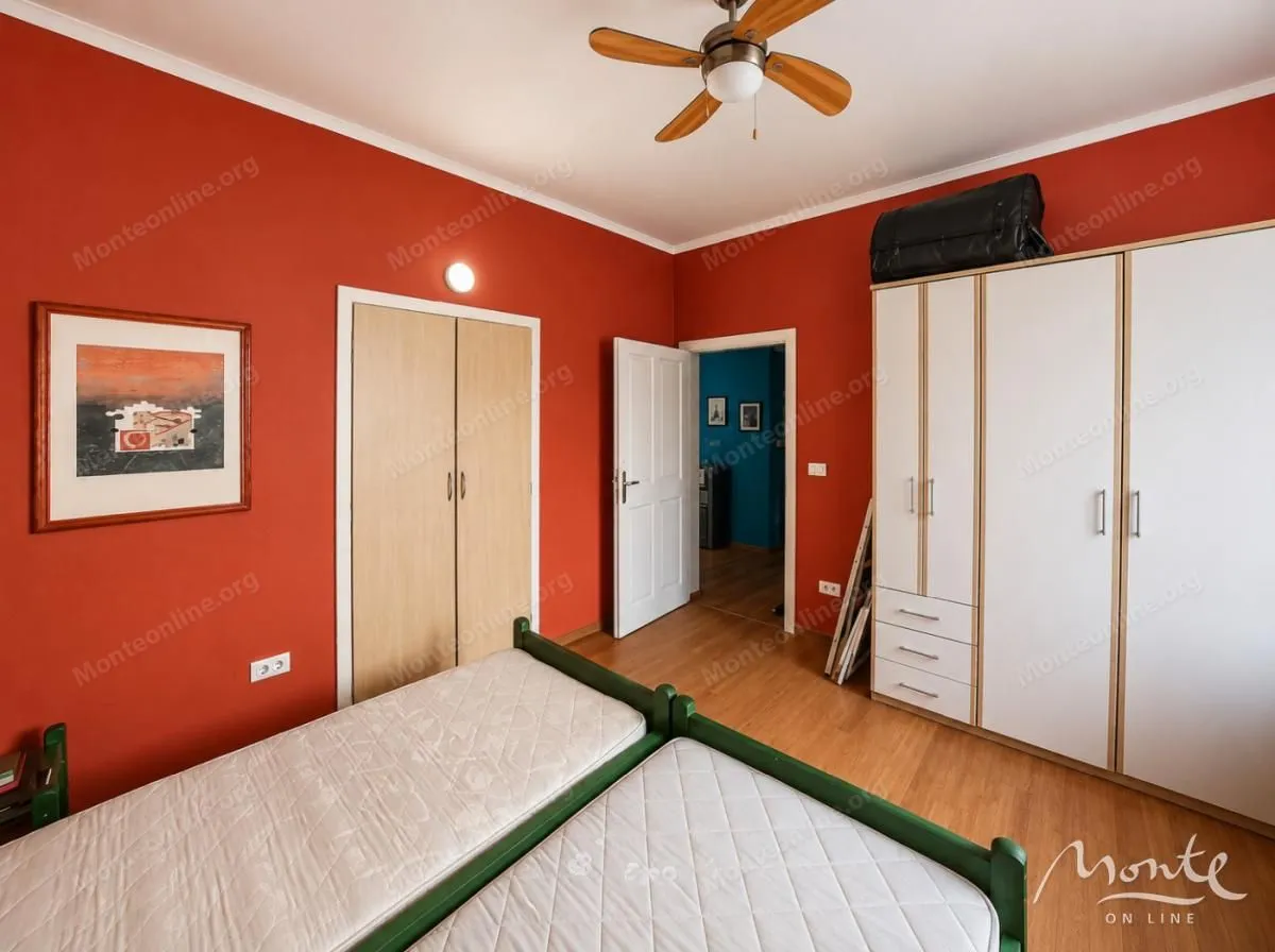 Prodaja, kuća, 85m², Donja Lastva, Tivat