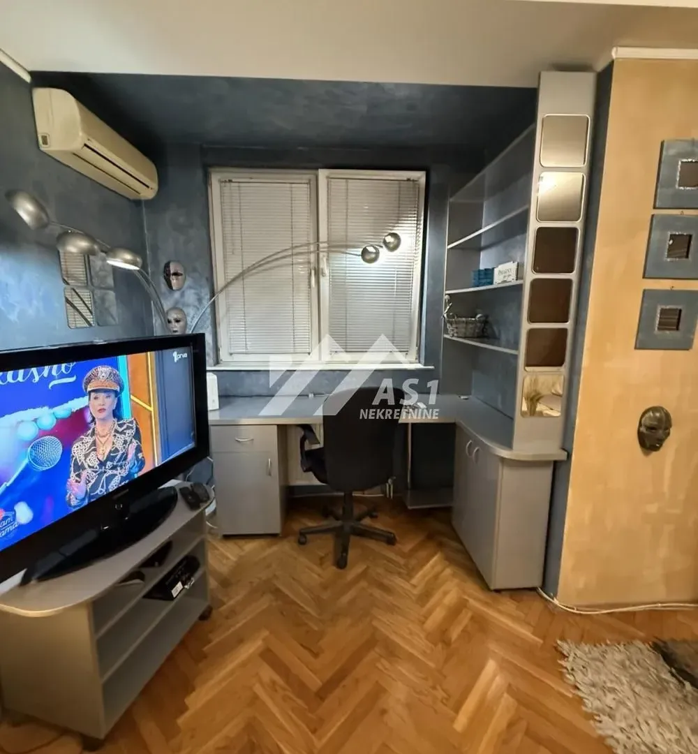 Izdavanje, dvosoban stan, 45m², Nova Detelinara, Novi Sad Sve Podlokacije