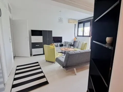 Izdavanje, jednosoban stan, 43m², Liman 2, Novi Sad Sve Podlokacije - image 5